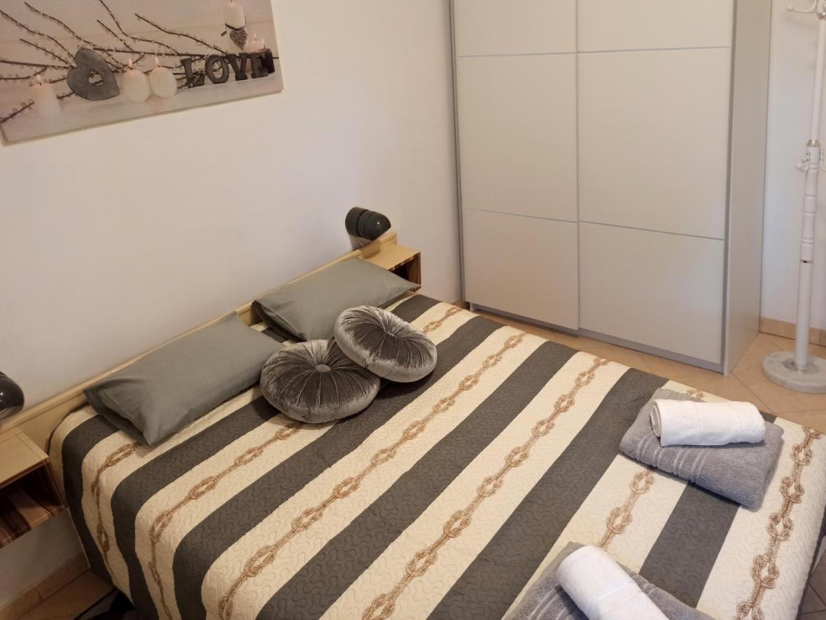 Apartman Dora Pula Extérieur photo