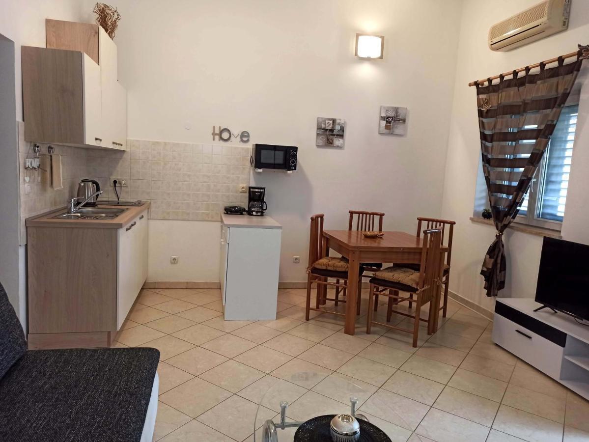 Apartman Dora Pula Extérieur photo