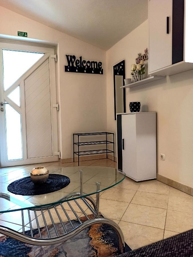 Apartman Dora Pula Extérieur photo