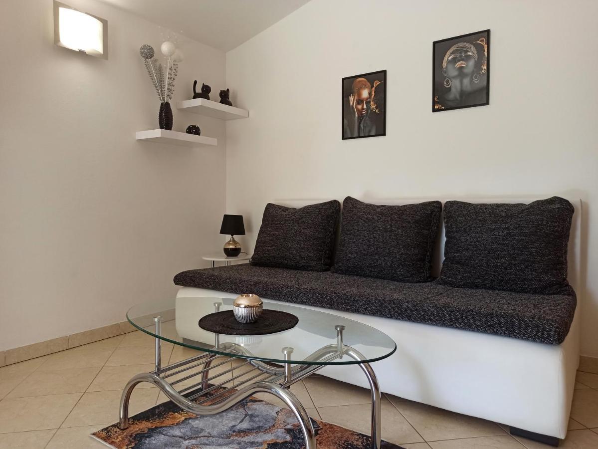 Apartman Dora Pula Extérieur photo