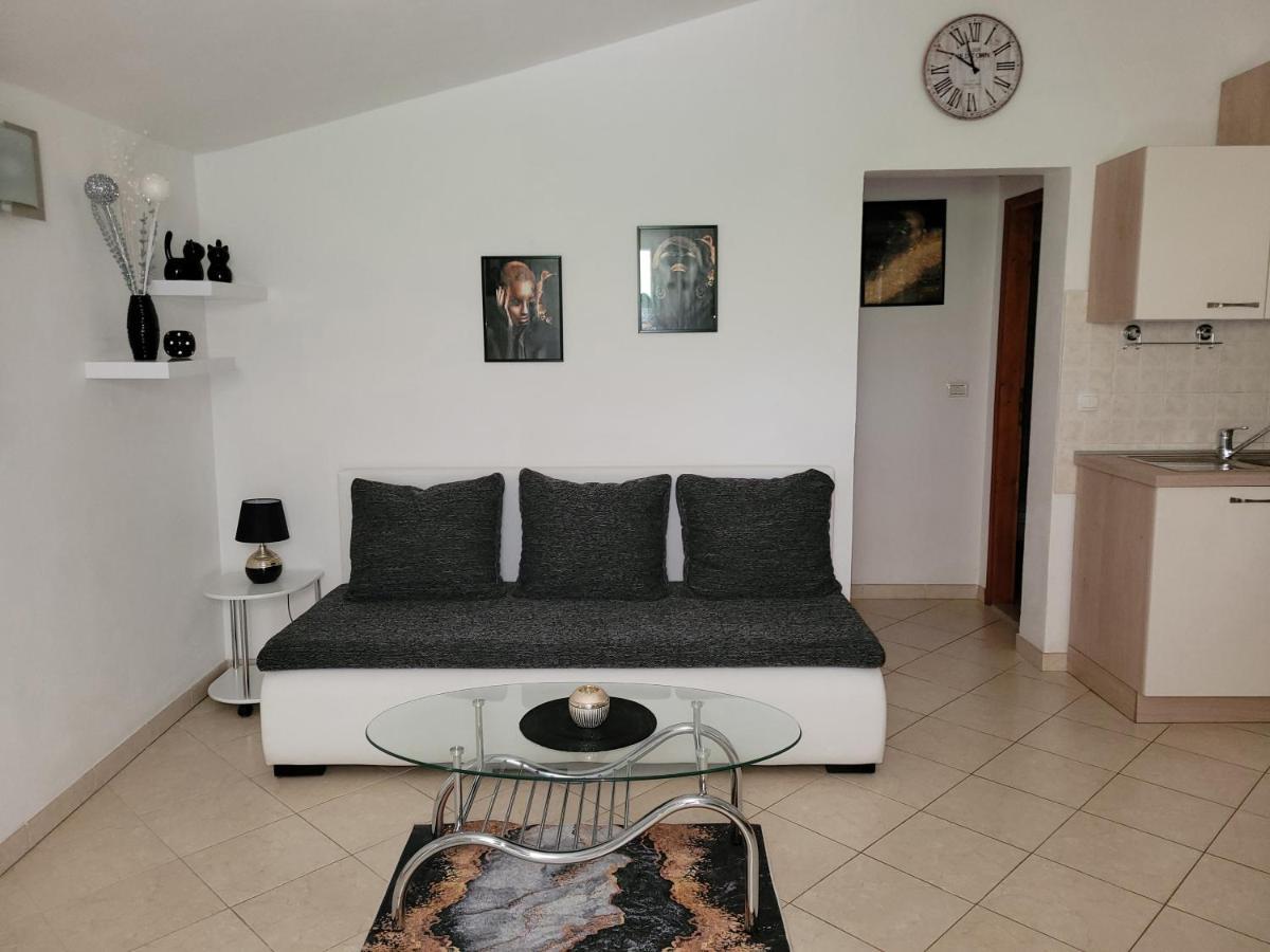 Apartman Dora Pula Extérieur photo