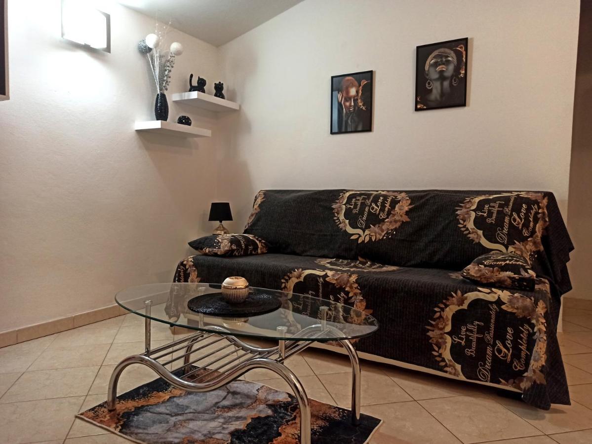 Apartman Dora Pula Extérieur photo